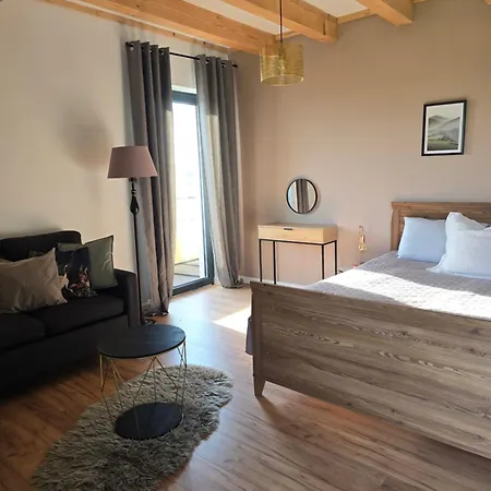 Gorska Pod Lasem 빌라 *